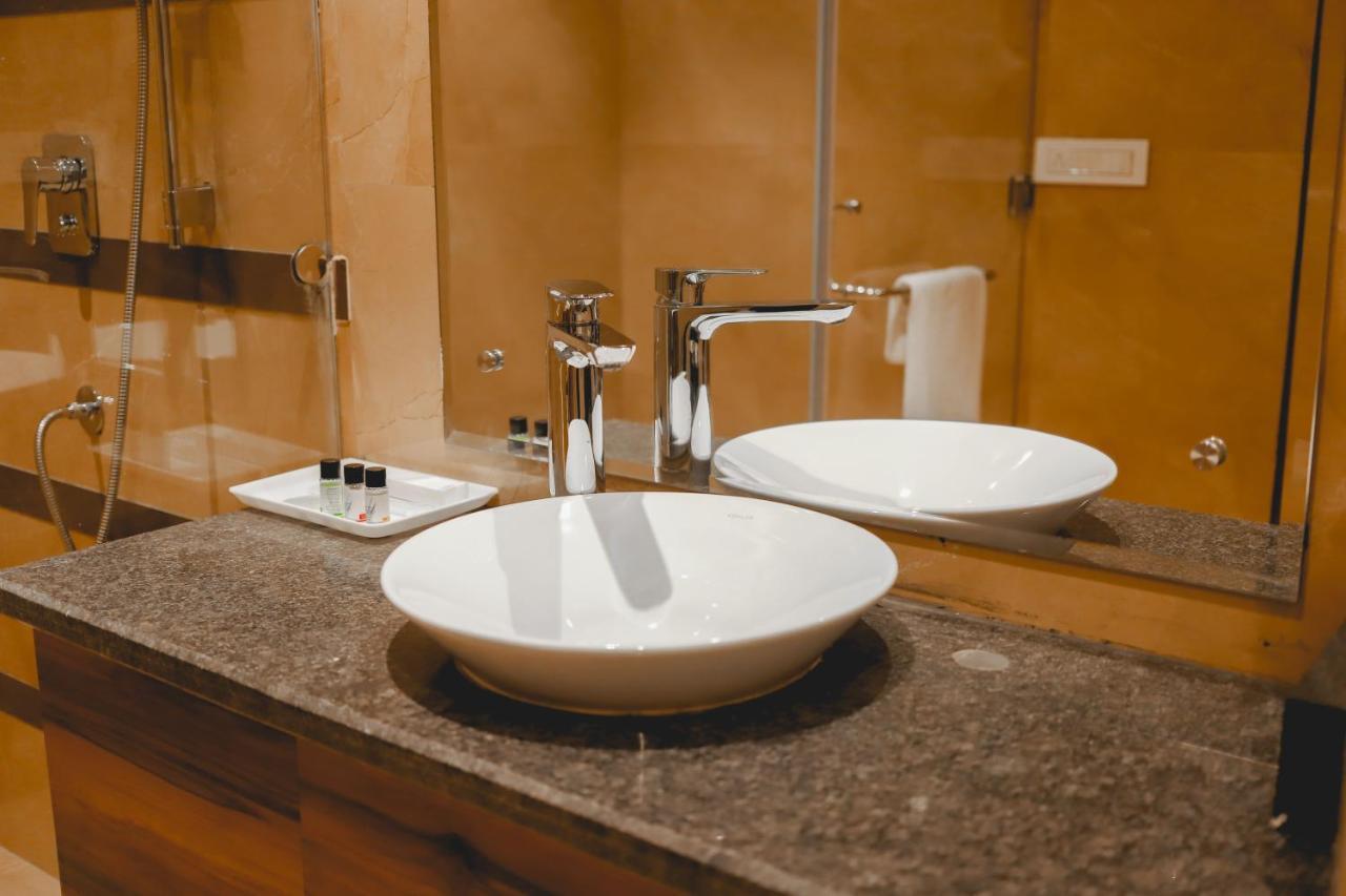 The Orlov Hotel Panipat Ngoại thất bức ảnh