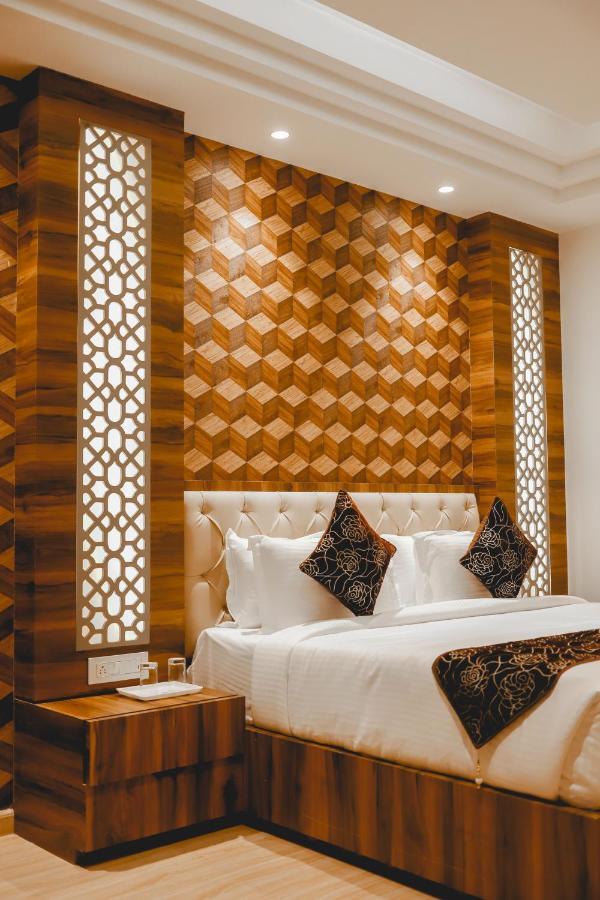 The Orlov Hotel Panipat Ngoại thất bức ảnh