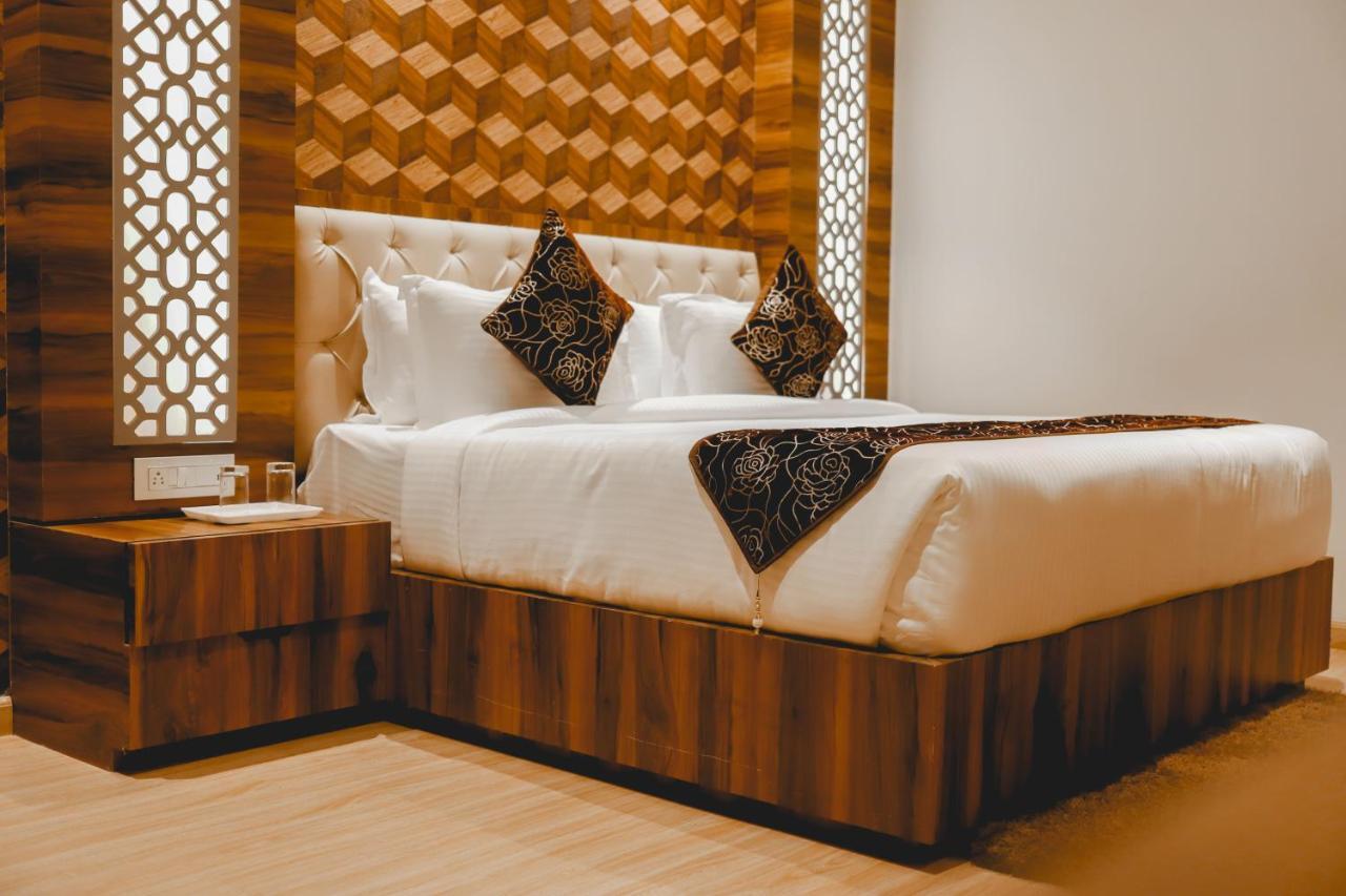 The Orlov Hotel Panipat Ngoại thất bức ảnh